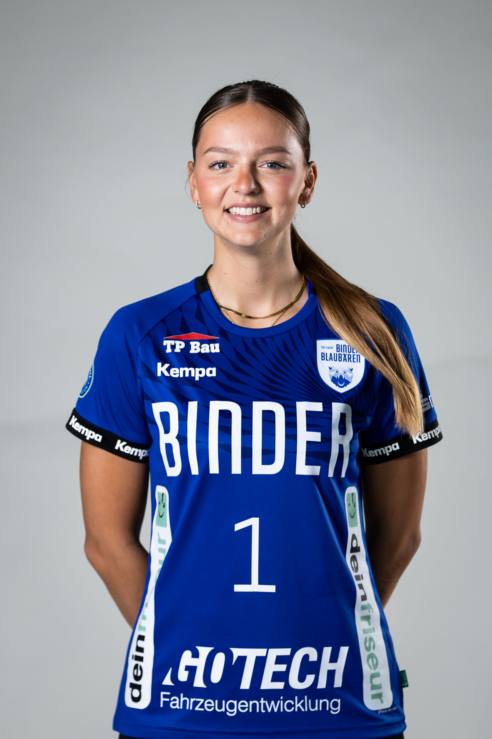 2025-09-01_TSVFlacht_PortraitTeamfoto-300dpi-4mb-0059